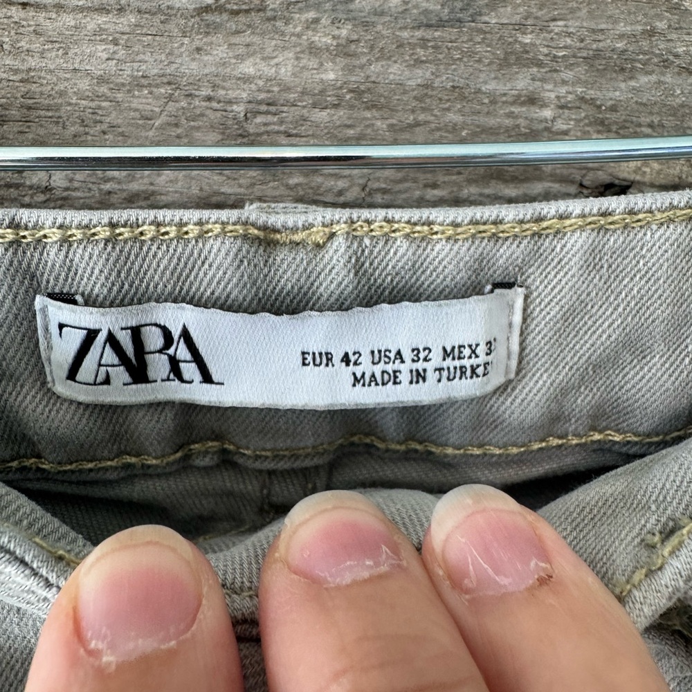 Men’s Zara Grey Button Fly Jeans- Size 32 - Picture 4 of 4